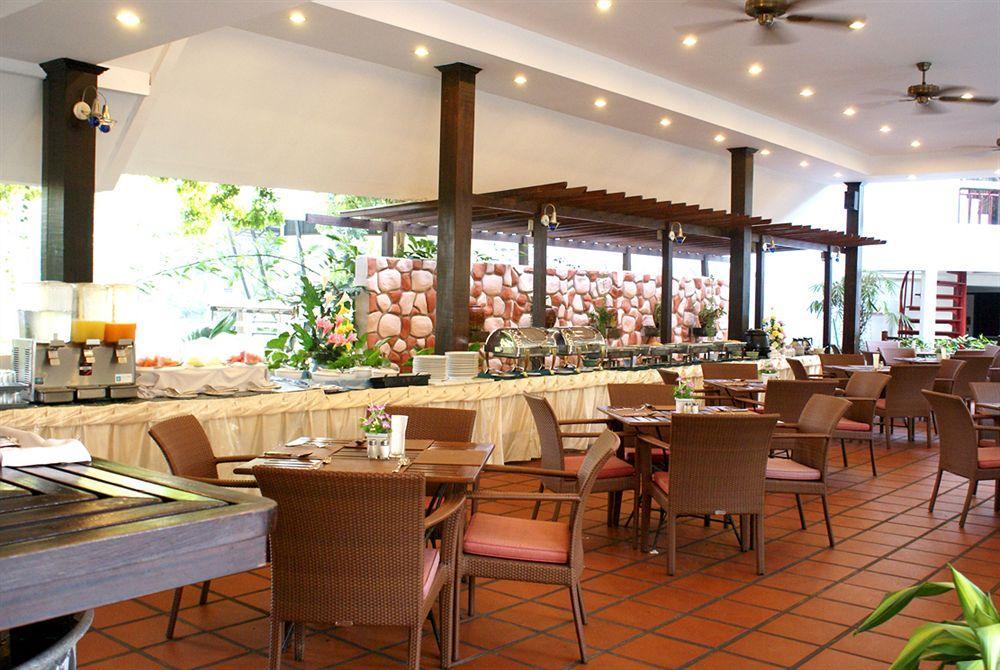 Royal Orchid Resort Патая Ресторант снимка